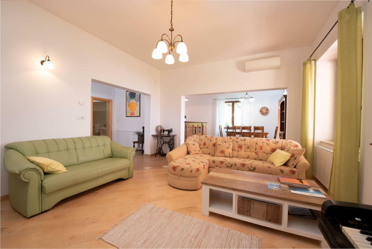 אופטיה Vila Harmonia מראה חיצוני תמונה